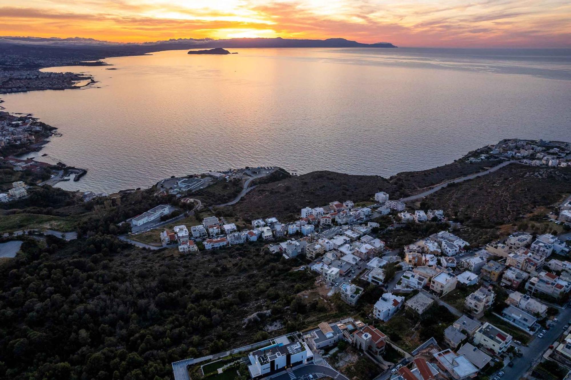 Omnia Luxury Villas - "Heated" Pools & Breathtaking Seaviews! Chania  Bagian luar foto