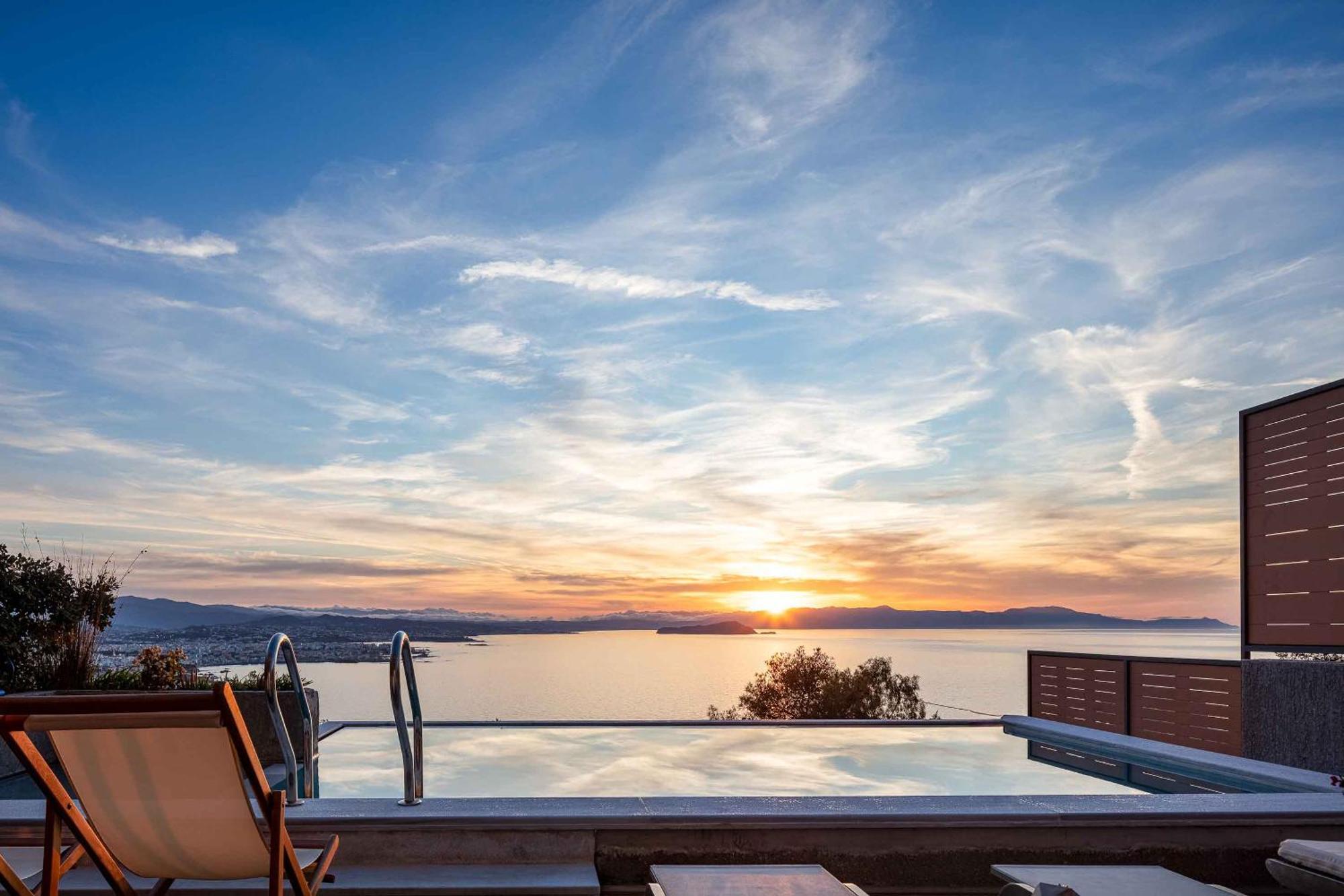 Omnia Luxury Villas - "Heated" Pools & Breathtaking Seaviews! Chania  Bagian luar foto